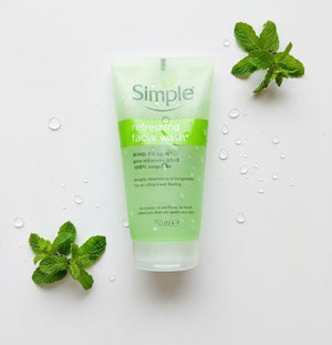Simple- Refreshing facial wash